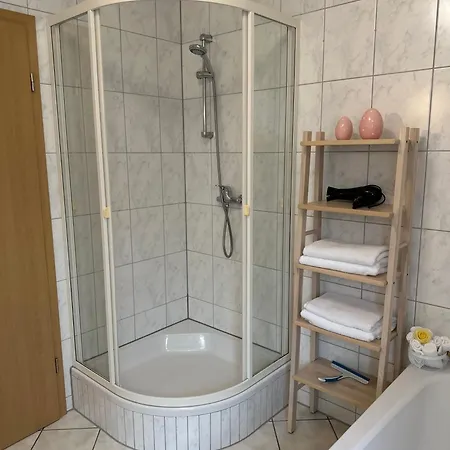 Kraus 2-4 Pers ヘルボルツハイム